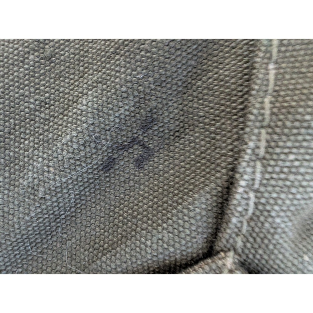 Vietnam Era US Army Airborne Parachutist's Equipment Pack‎ - Picture 12 of 16